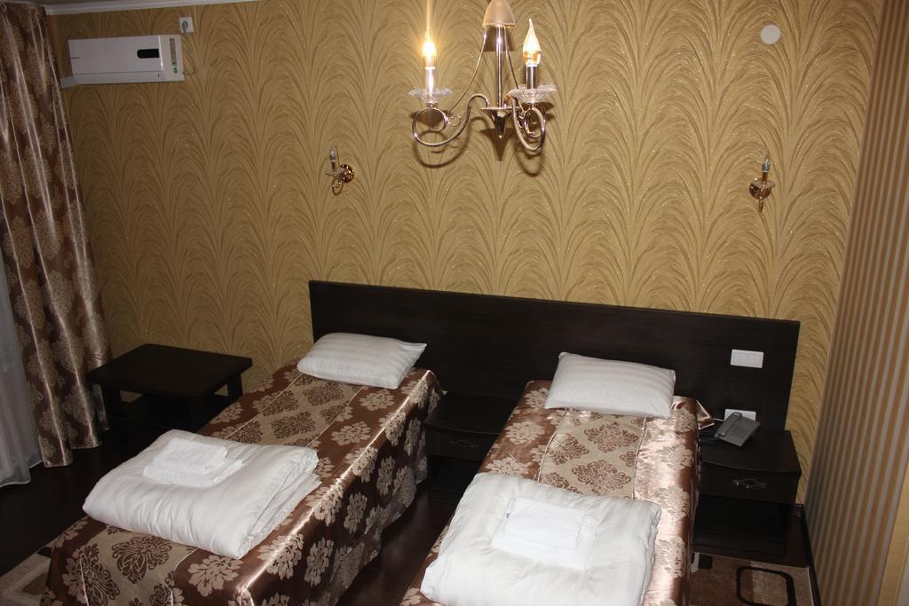 Home Hotel Astana Zimmer foto